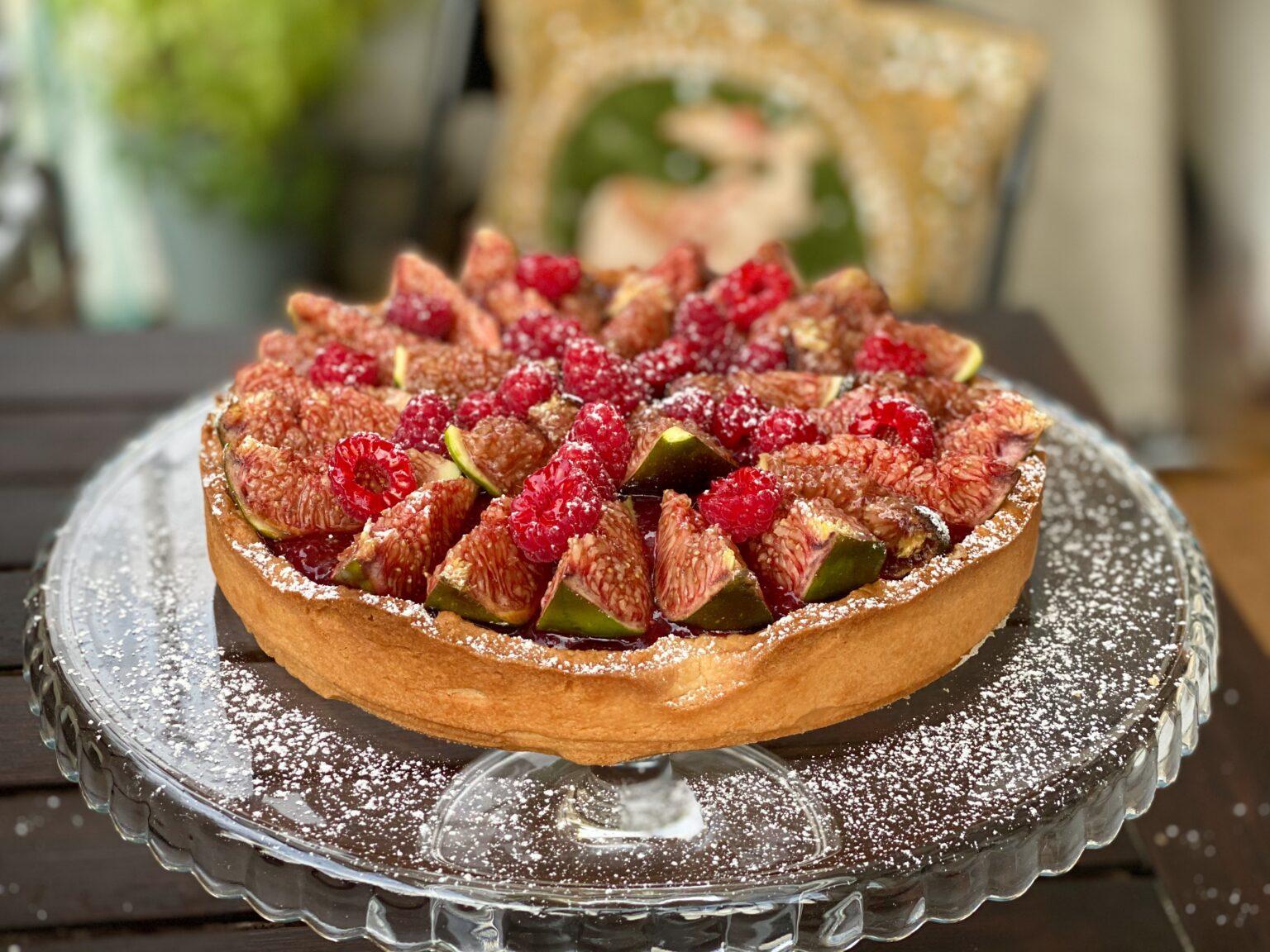 Spekulatius Cheesecake mit Glühwein-Topping &amp; gezuckerten Cranberries ...