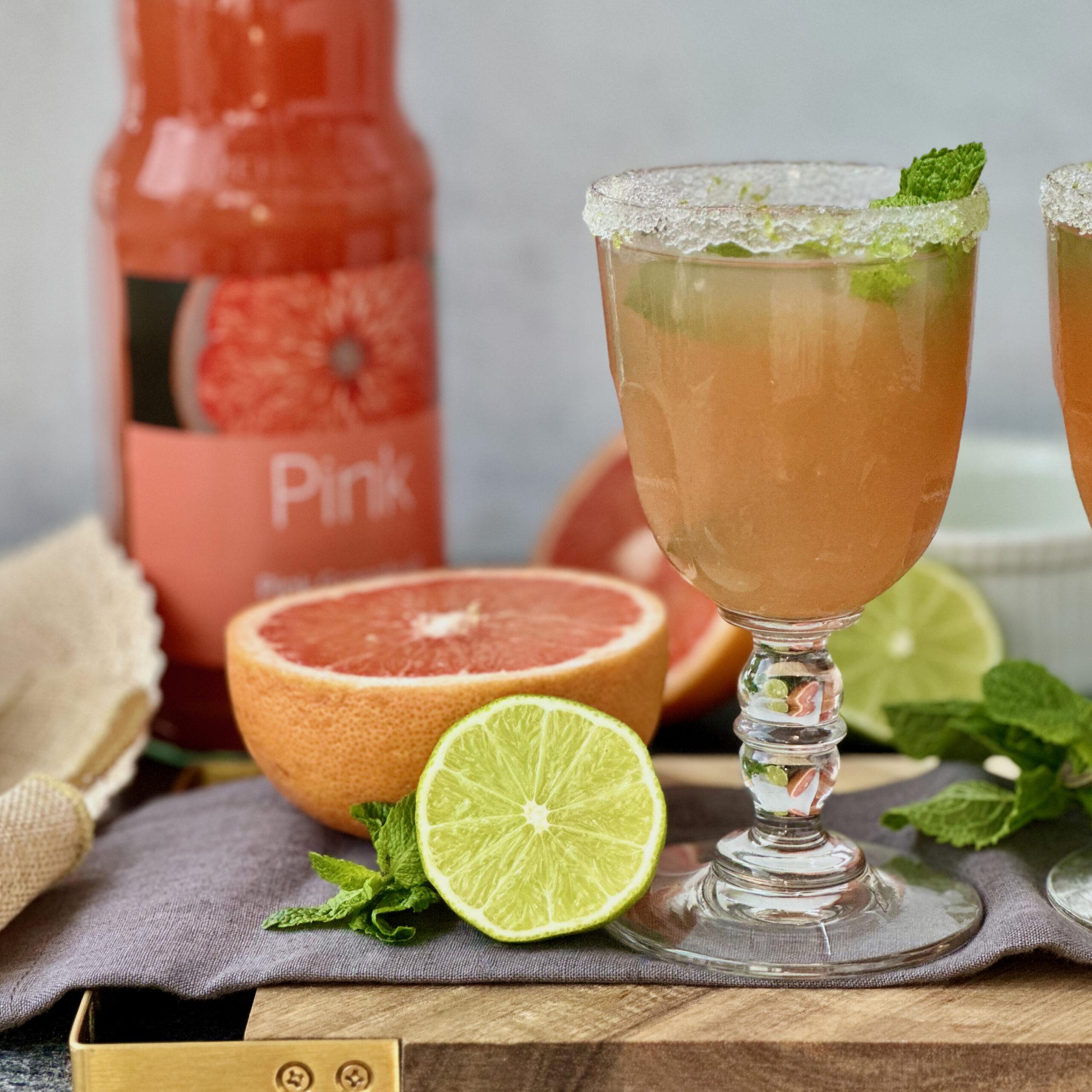 Read more about the article Pink Grapefruit Margarita