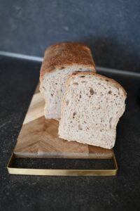 Mehr über den Artikel erfahren Gesünderes Sauerteig Toastbrot